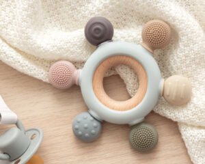 Medinis/Silikoninis kramtukas